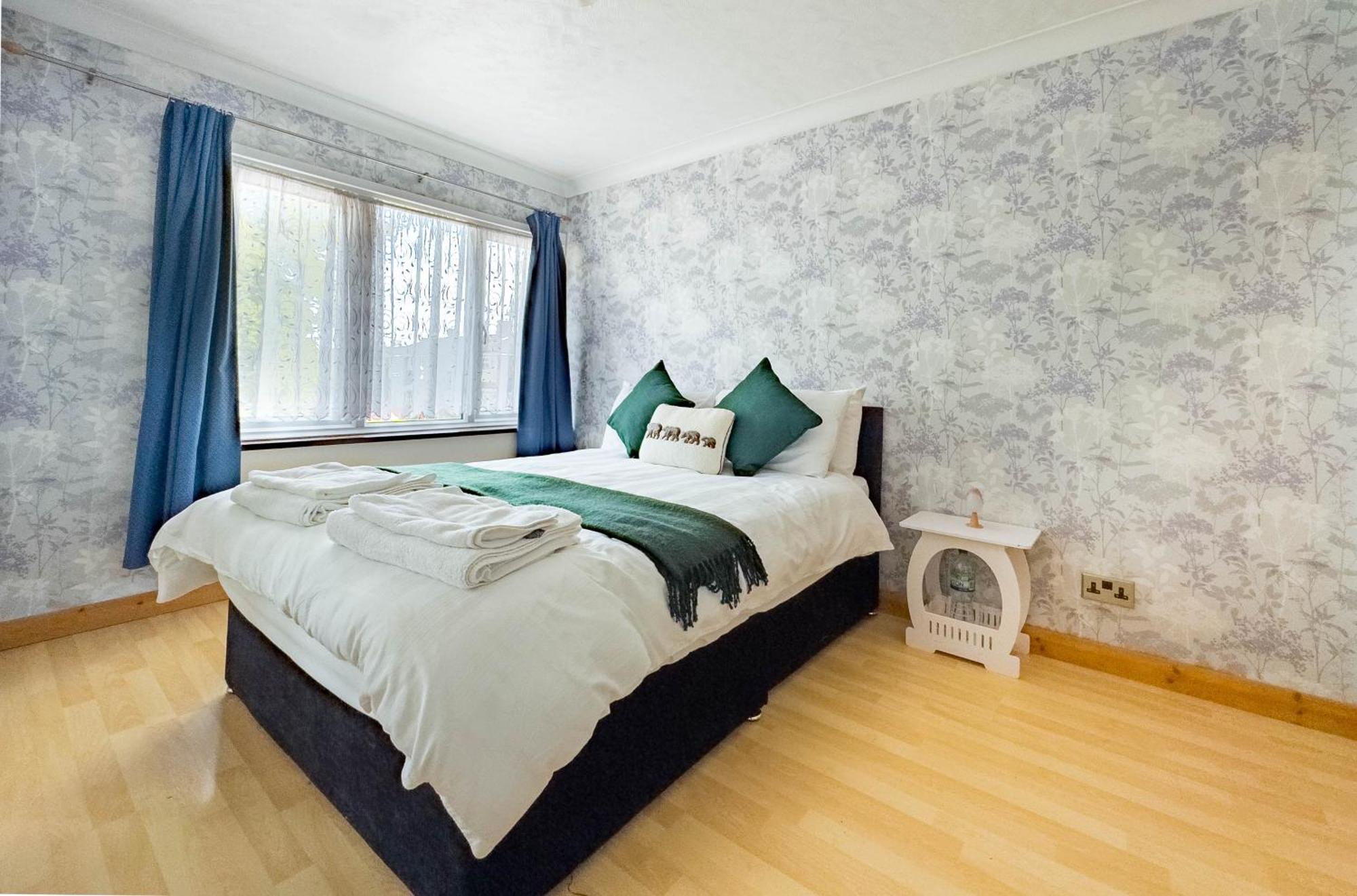 Morden Holiday Basildon  Luaran gambar